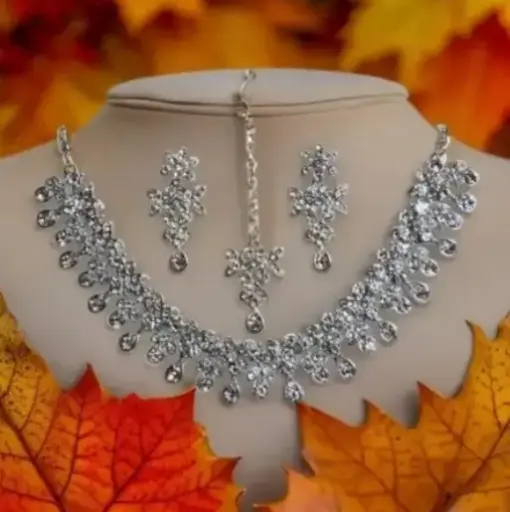  Necklace Set With White American Diamond